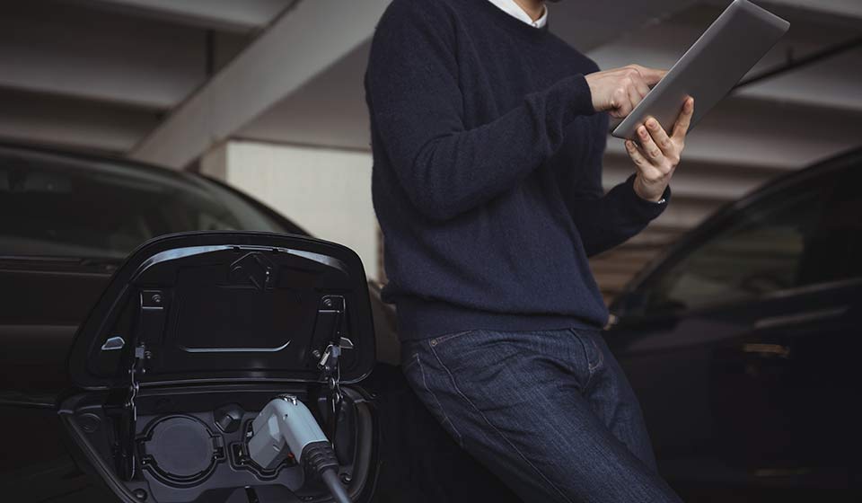 ¿Los coches eléctricos pagan impuesto de circulación? Guía de impuestos coche eléctrico